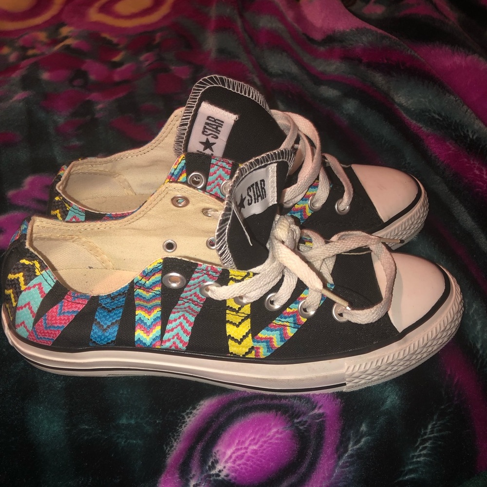 Multicolor comverse size 8 woman